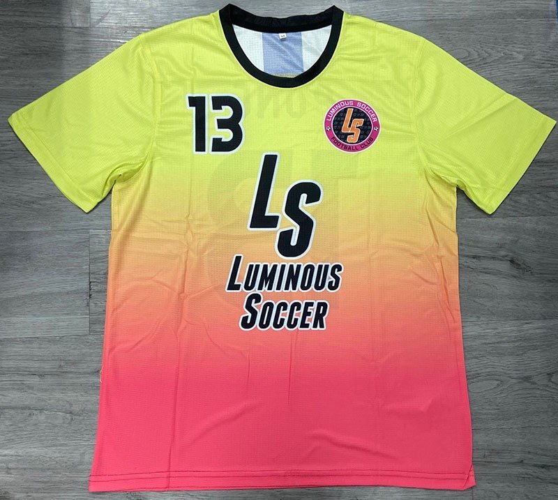 熱昇華足球球衣